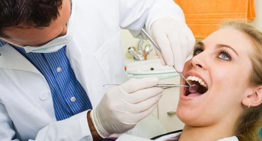 טיפולי שיניים משמרים – הדרך להימנע מטיפולים לא נעימים